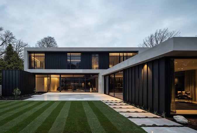 royal-house-big-0